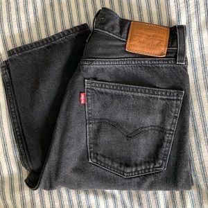 Levi’s 70’s high straight slim black